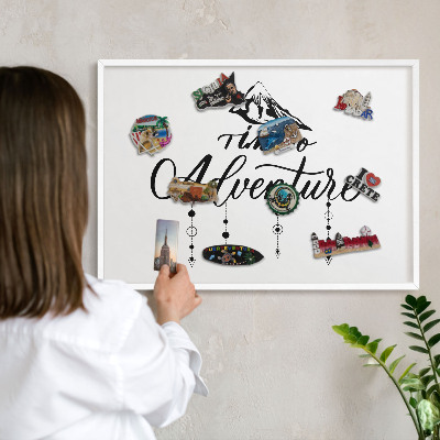 Tableau mural pour aimants dans un cadre noir Aventure en montagne