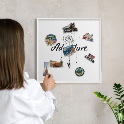 Tableau mural pour aimants dans un cadre noir Thème aventure