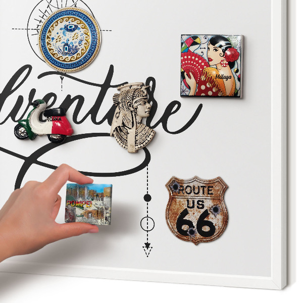 Tableau mural pour aimants dans un cadre noir Aventure typographique
