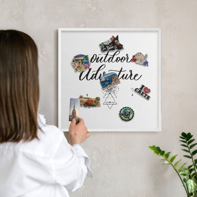 Tableau mural pour aimants dans un cadre noir Aventure en plein air