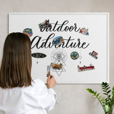 Tableau mural pour aimants dans un cadre noir Aventure en plein air