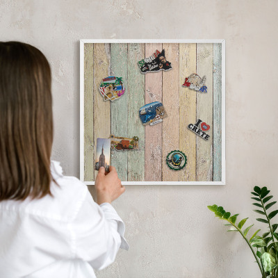Tableau mural pour aimants dans un cadre noir Planches rustiques