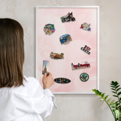 Panneau magnétique décoratif cadre noir Rose délicat
