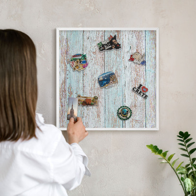 Tableau mural pour aimants dans un cadre noir Planches rustiques