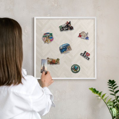 Tableau mural pour aimants dans un cadre noir Chevrons subtils
