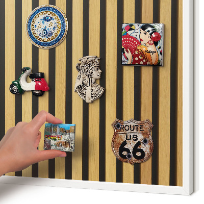 Tableau mural pour aimants dans un cadre noir Rythmes en bois