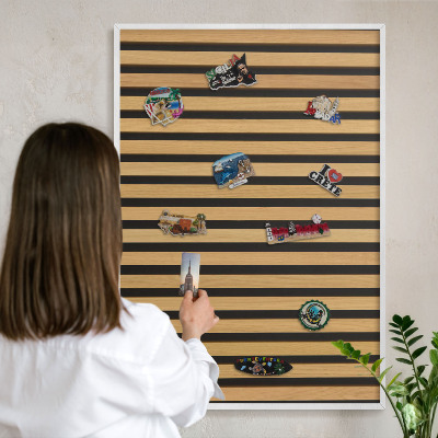 Tableau mural pour aimants dans un cadre noir Rythmes en bois