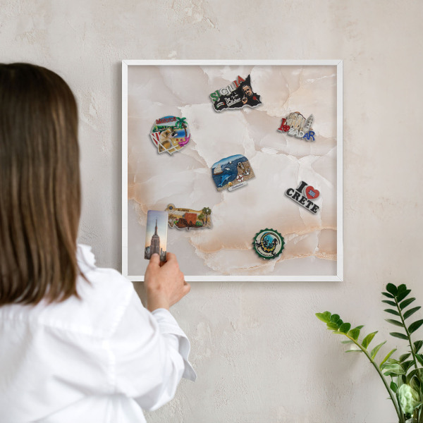 Tableau mural pour aimants dans un cadre noir Ondes subtiles