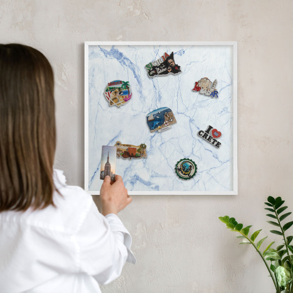 Tableau mural pour aimants dans un cadre noir Motif en marbre