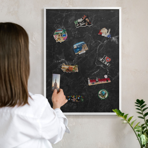 Tableau mural pour aimants dans un cadre noir Marbre noir