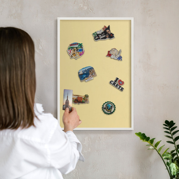 Tableau mural pour aimants dans un cadre noir Jaune crème