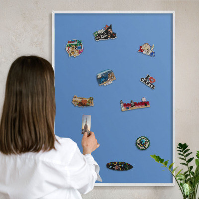 Tableau mural pour aimants dans un cadre noir Couleur bleue