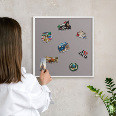 Tableau mural pour aimants dans un cadre noir Gris cendré