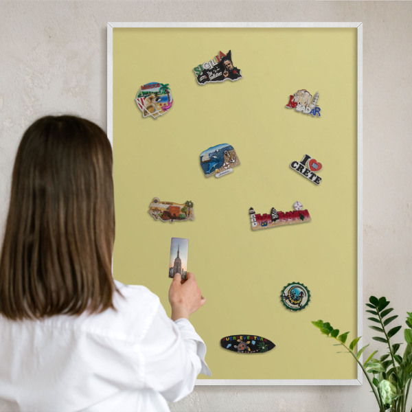 Tableau mural pour aimants dans un cadre noir Moutarde claire