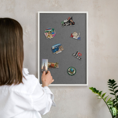 Tableau mural pour aimants dans un cadre noir Texture grise