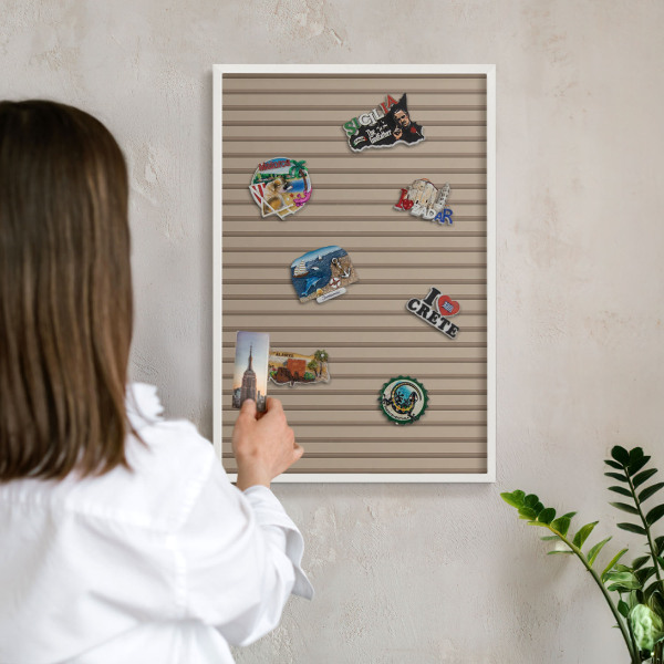 Tableau mural pour aimants dans un cadre noir Rayures verticales