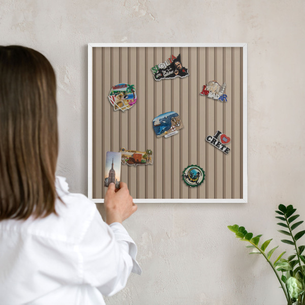 Tableau mural pour aimants dans un cadre noir Rayures verticales