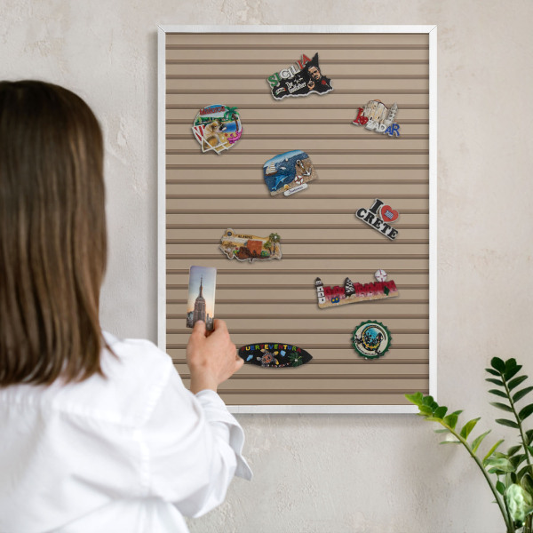 Tableau mural pour aimants dans un cadre noir Rayures verticales