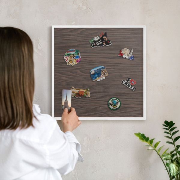 Tableau mural pour aimants dans un cadre noir Bois naturel
