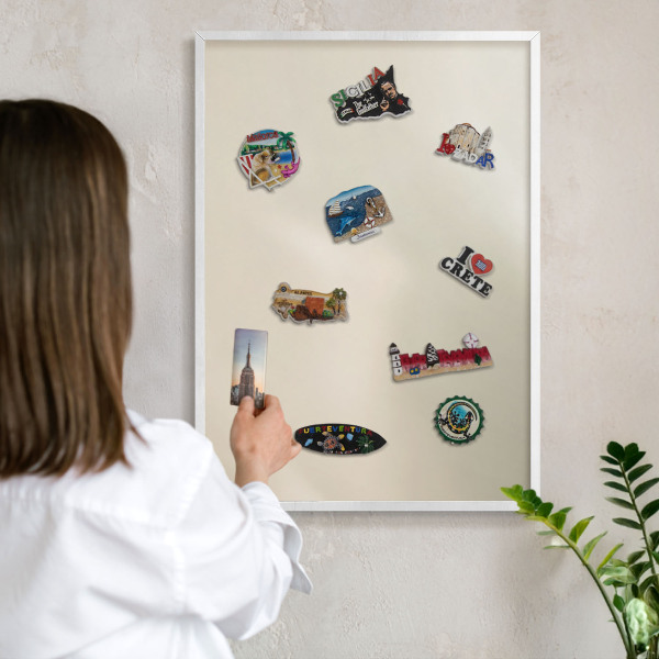 Tableau mural pour aimants dans un cadre noir Brume