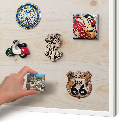 Tableau mural pour aimants dans un cadre noir Motif en bois