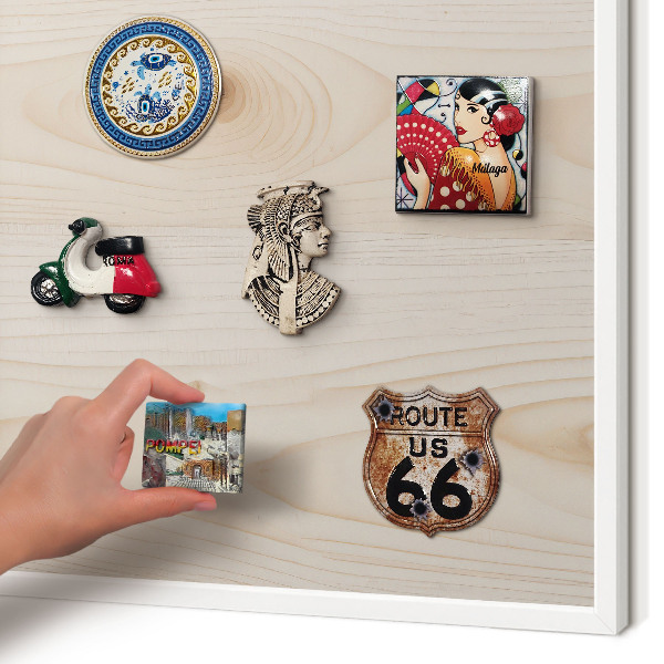 Tableau mural pour aimants dans un cadre noir Motif en bois