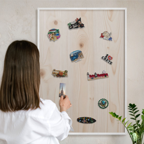 Tableau mural pour aimants dans un cadre noir Motif en bois