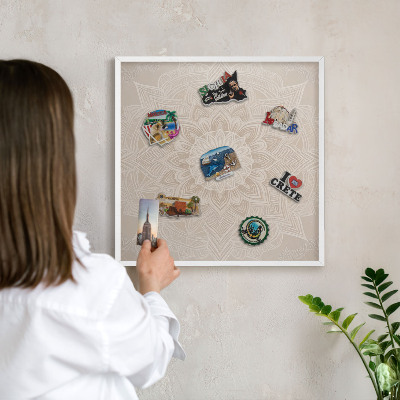 Tableau mural pour aimants dans un cadre noir Motif mandala