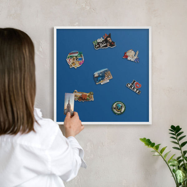 Tableau mural pour aimants dans un cadre noir Bleu foncé