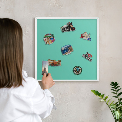 Tableau mural pour aimants dans un cadre noir Menthe forte
