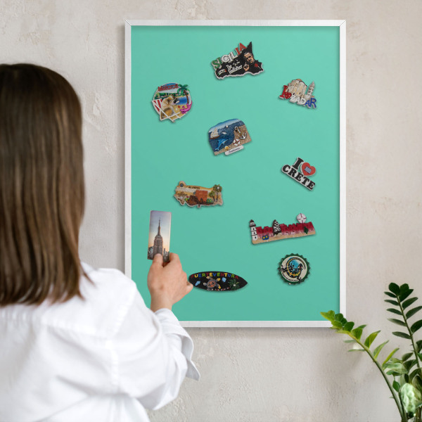 Tableau mural pour aimants dans un cadre noir Menthe forte