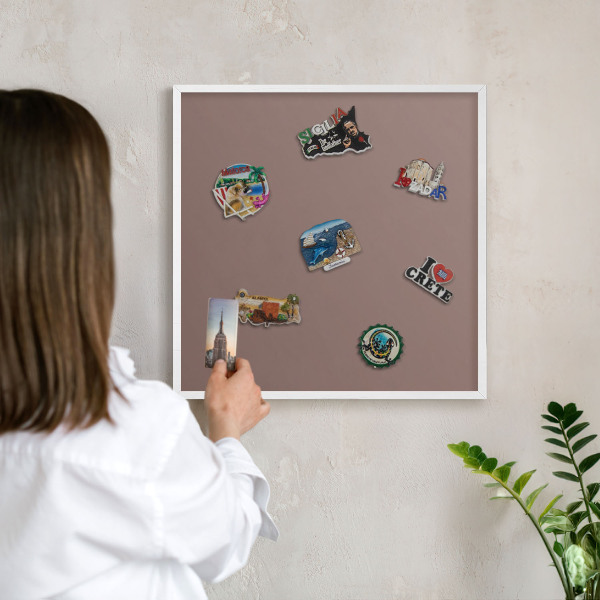 Tableau mural pour aimants dans un cadre noir Brun pastel