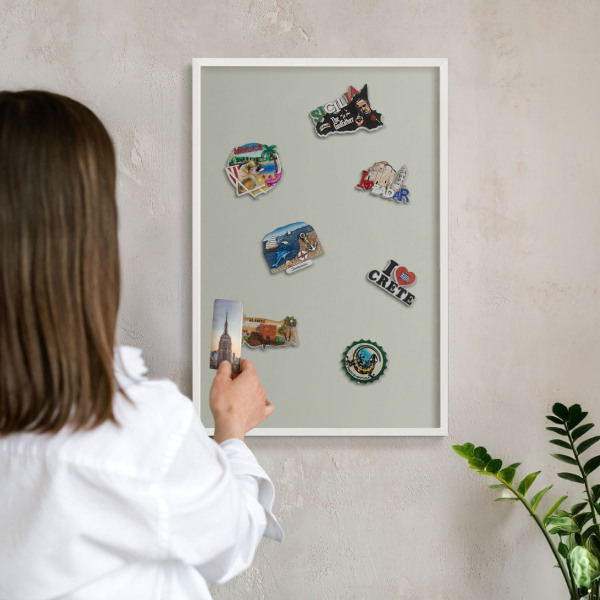 Tableau mural pour aimants dans un cadre noir Gris chaud