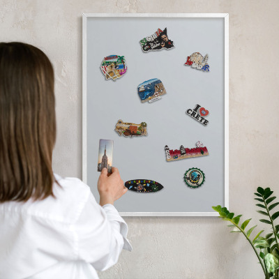 Tableau mural pour aimants dans un cadre noir Gris clair