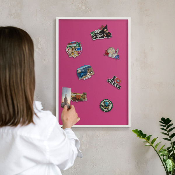 Tableau mural pour aimants dans un cadre noir Rose intense