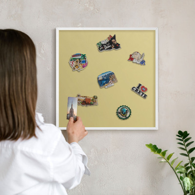 Tableau mural pour aimants dans un cadre noir Jaune vintage