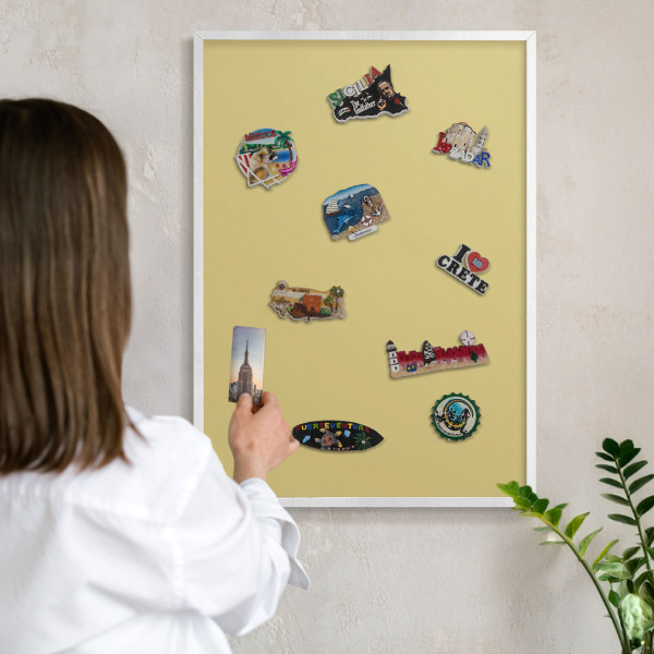 Tableau mural pour aimants dans un cadre noir Jaune vintage