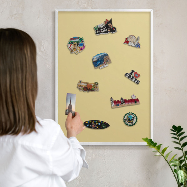 Tableau mural pour aimants dans un cadre noir Jaune beige