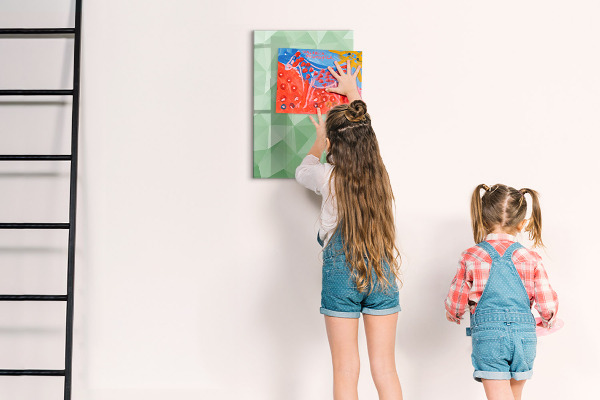 Tableau magnétique effaçable Un tableau coloré pour présenter des photos