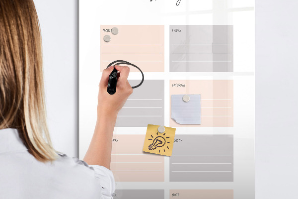 Tableau magnétique effaçable Agenda hebdomadaire avec espace pour photos
