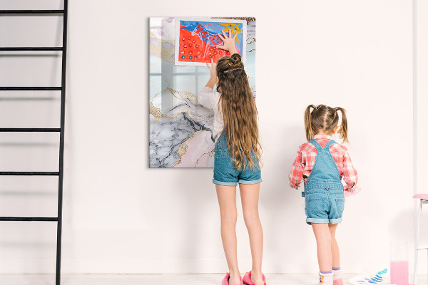 Tableau magnétique effaçable Un tableau élégant pour les notes et les photos