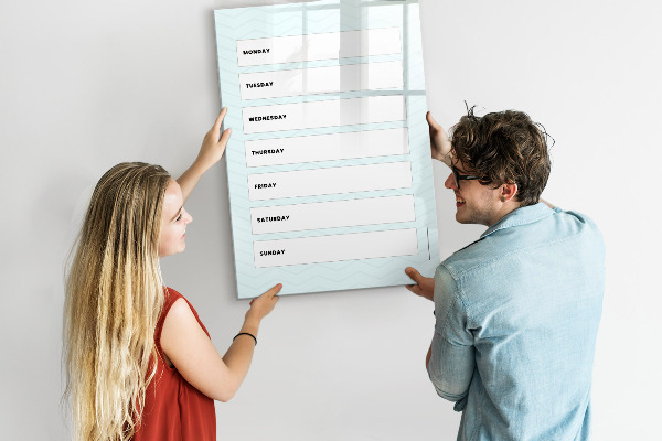 Tableau magnétique effaçable Agenda hebdomadaire avec espace pour photos
