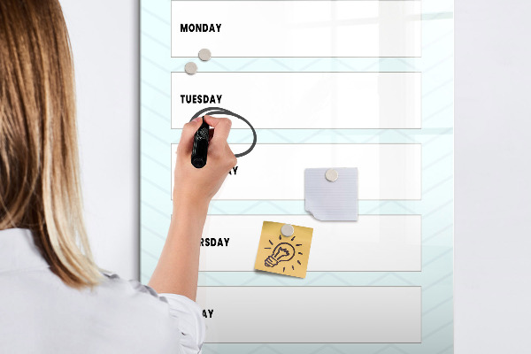 Tableau magnétique effaçable Agenda hebdomadaire avec espace pour photos