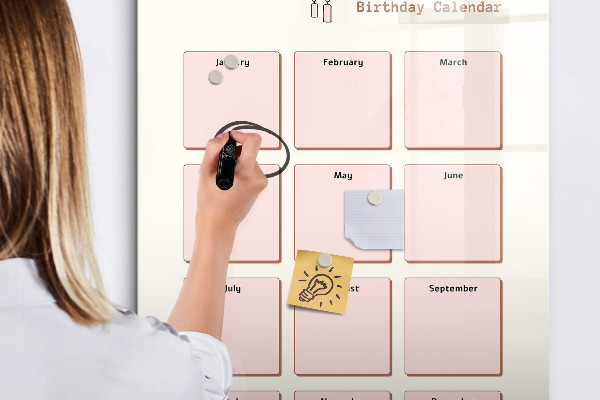 Tableau effaçable magnétique Calendrier d'anniversaires avec espace pour photos