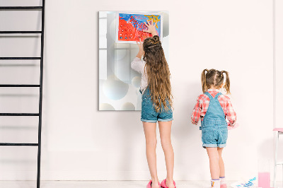 Tableau magnétique effaçable Un tableau pratique pour les notes et les photos