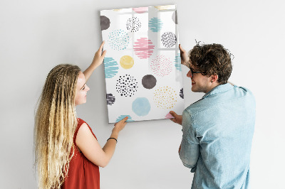 Tableau magnétique effaçable Un tableau coloré pour les photos et les notes