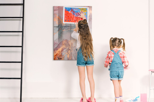 Tableau magnétique effaçable Un tableau élégant pour les notes et les photos