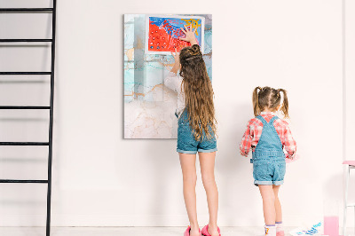 Tableau effaçable magnétique Un tableau coloré pour présenter des photos