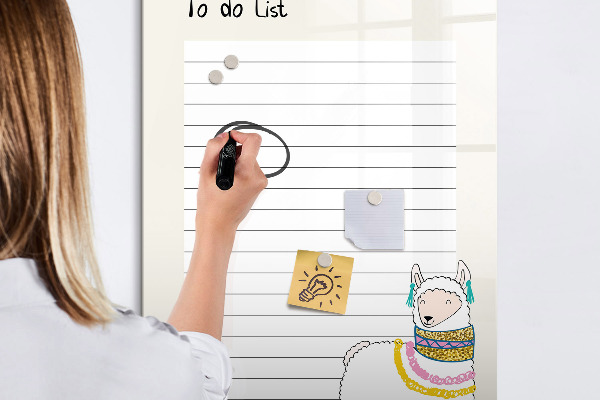 Tableau magnétique effaçable Une liste de choses à faire avec un thème mignon