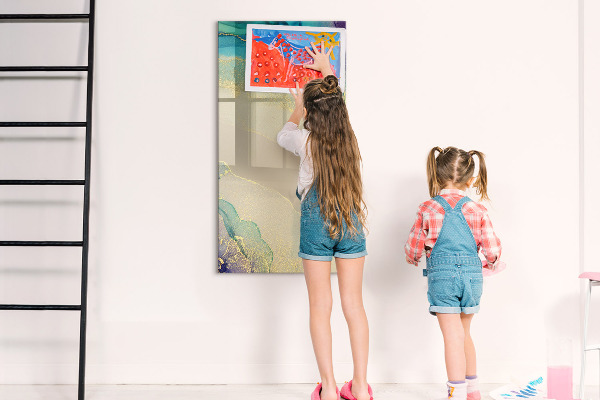 Tableau magnétique effaçable Un tableau élégant pour les notes et les photos